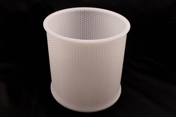 Osteform uden bund til skimmeloste og mindre faste oste. D 15 cm. H16 cm