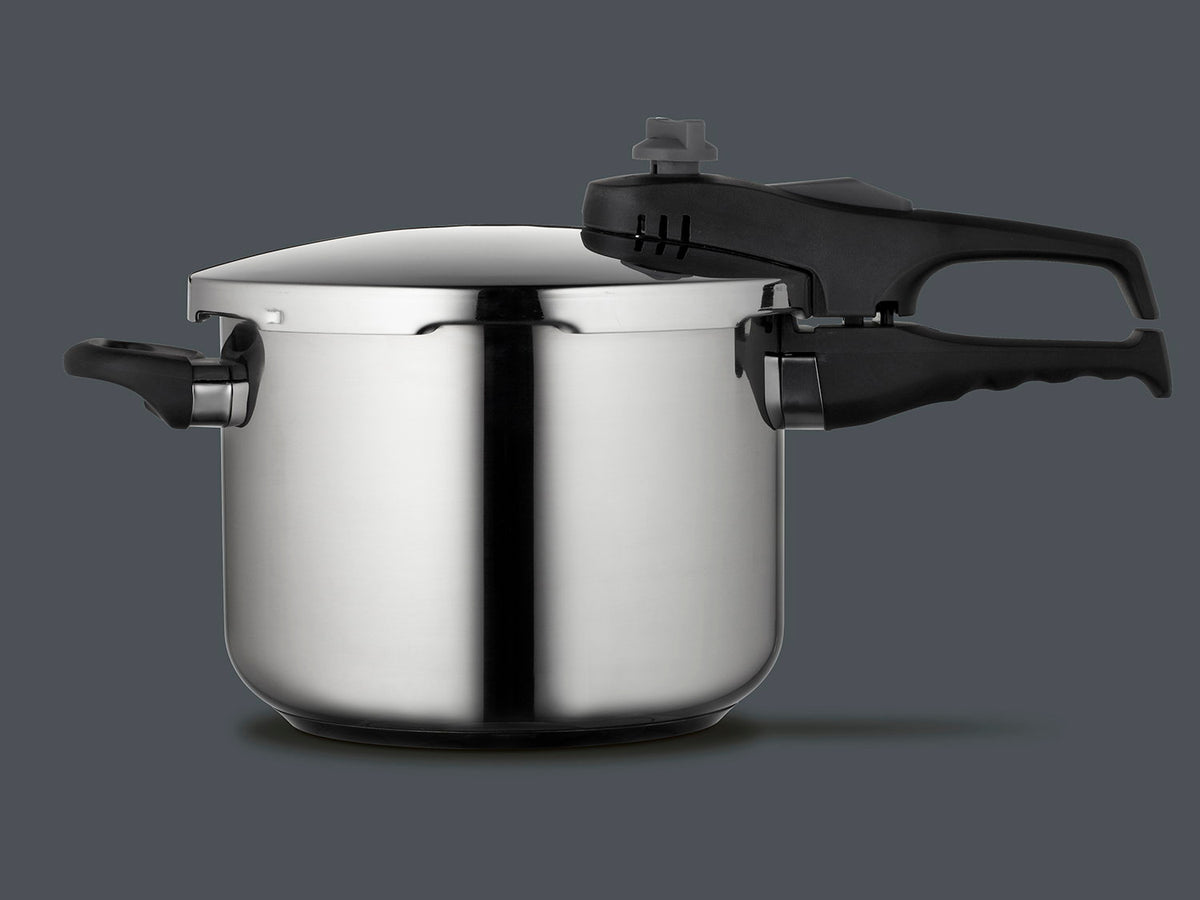 Pressure cooker, 6 litres, with basket/rack, Funktion brand