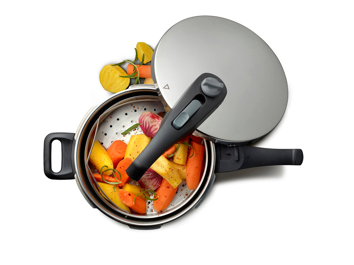 Pressure cooker, 6 litres, with basket/rack, Funktion brand