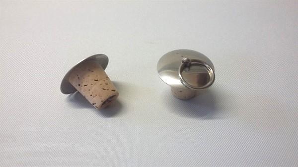 Konisk korkprop med metalskive og ring. Bund; dia 18 mm, Top; dia 21 mm, 2 stk