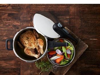 Pressure cooker, 6 litres, with basket/rack, Funktion brand