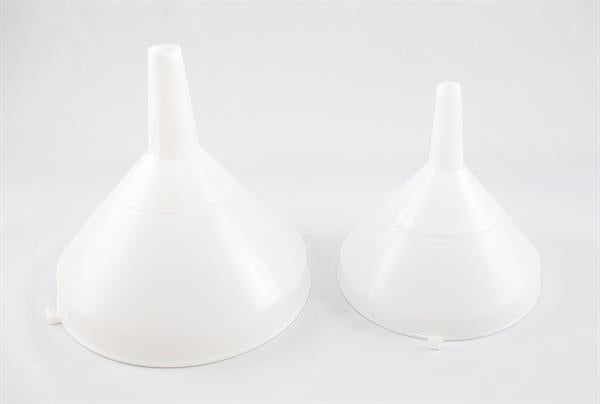 Trakt med sil, plast, diameter 21 cm